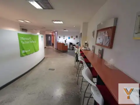 Oficina en Venta con 1 cochera