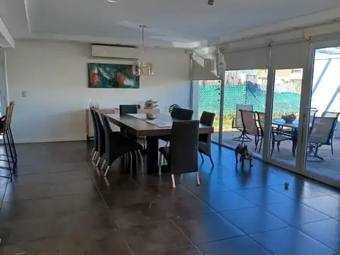 Maestro Espinoza 2700