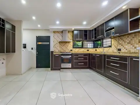 Casa en Venta al Oeste