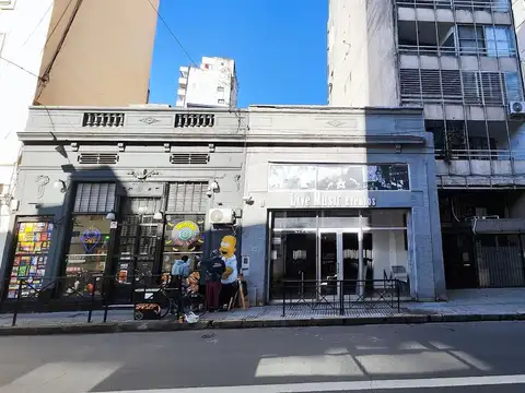 San Lorenzo  al 900