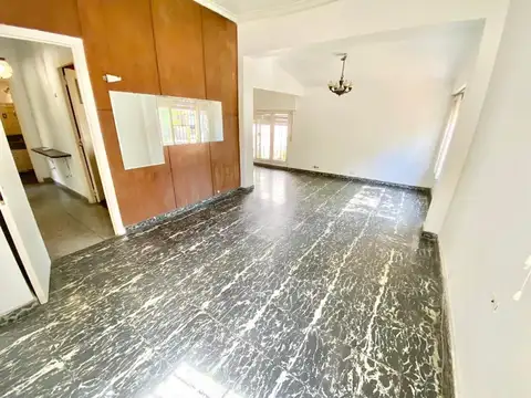 Casa en Venta en Castelar Norte, USD 140.000