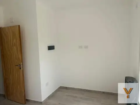 Casa en venta - 2 Dormitorios 2 Baños - La Plata