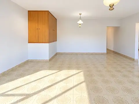Depto Tipo Casa en Alquiler de 3 dormitorios
