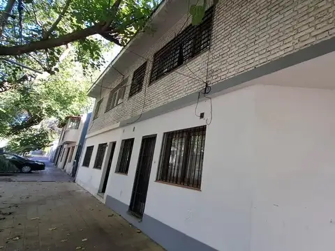Departamento dos dormitorios planta baja con patio