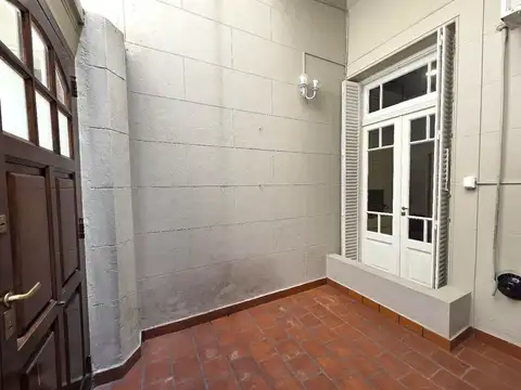 Depto Tipo Casa 2 ambientes con 1 baño