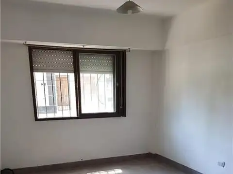 DEPARTAMENTO 2 AMBIENTES - REMEDIOS DE ESCALADA, GRAN BS. AS. SUR