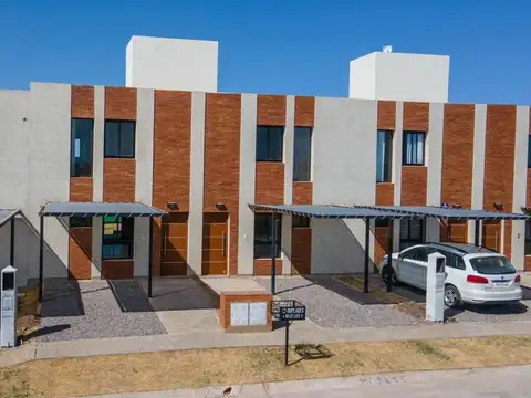 DOCTA - ESTRENAR -2 DORM 2 BAÑOS, GALERIA ASADOR, PERGOLA