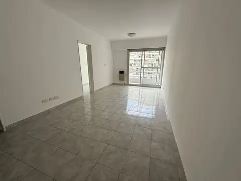Monoambiente en Alquiler – La Boca – Balcón