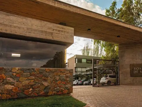 25 DE MAYO 695 MAIPU 600