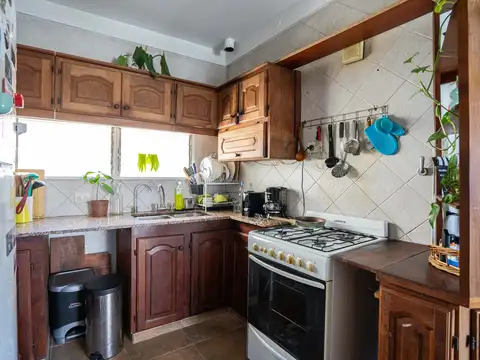 Depto Tipo Casa 3 ambientes con 2 baños