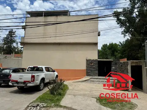Los Almendros y Las Madreselvas 1200