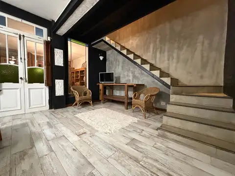 Casa 5 ambientes con 1 baño