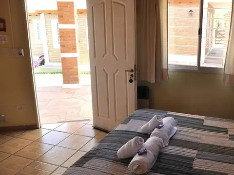Casa en Alquiler con 1 cochera