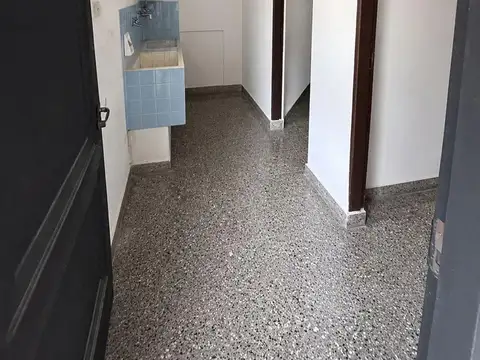 Galpon en Venta en Olivos, USD 330.000