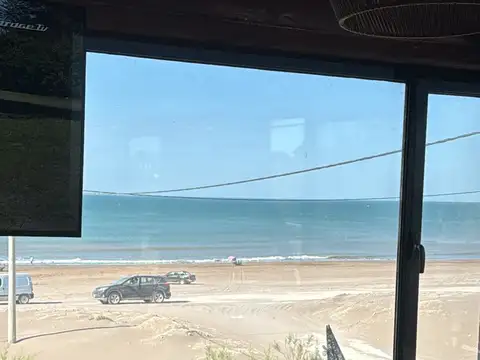 Casa en Venta en Balneario Claromeco, USD 250.000