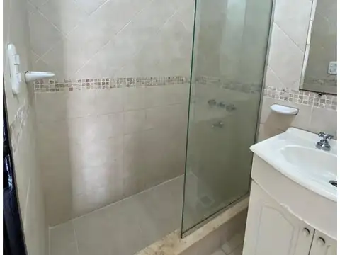 Depto Tipo Casa 2 ambientes con 1 baño