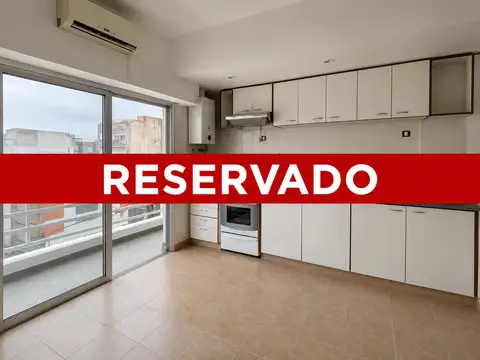 Alquiler Departamento PH 2 ambientes con balcon sobre avenida laprida 1 dormitorio - villa martelli