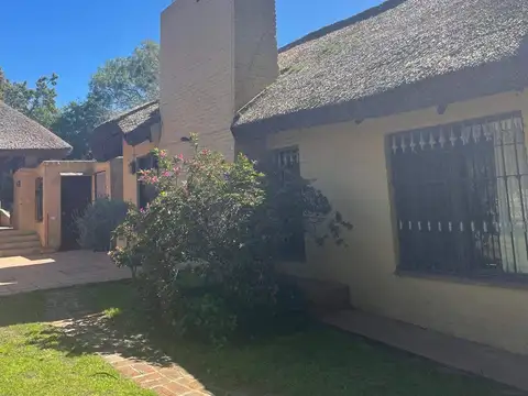 Casa en Alquiler al Oeste