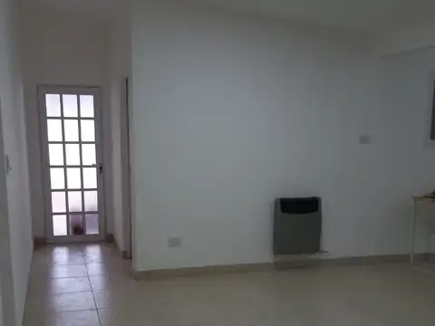 Casa en Alquiler en Funes, $ 1.200.000