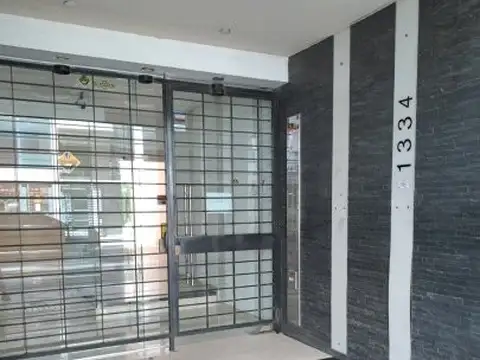 Mitre 1334 , Piso 3