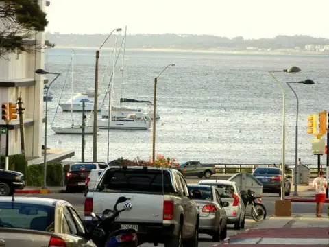 Local en Venta en Punta del Este, USD 89.000