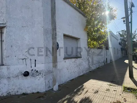 Sarmiento 200, Piso 0