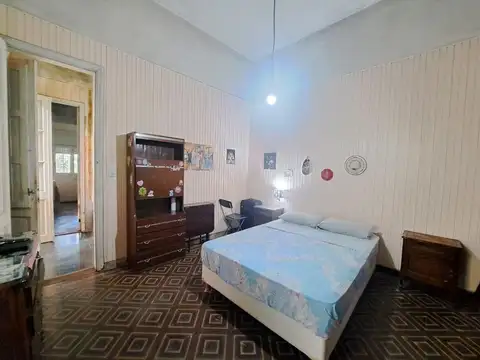 Depto Tipo Casa en Venta 50 años