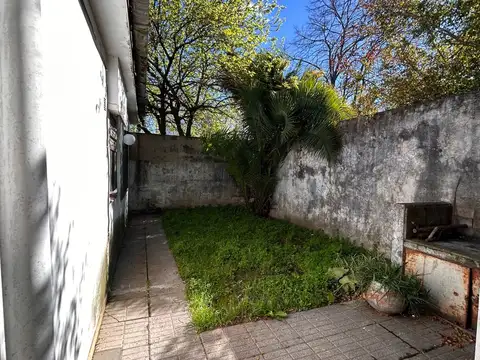 Depto Tipo Casa en Alquiler de 3 ambientes