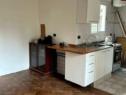 Depto Tipo Casa 3 ambientes con 1 baño