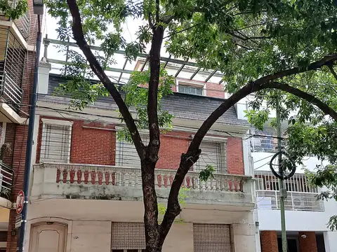 departamento tipo PH 2 piso por escalera