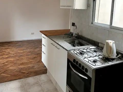 Depto Tipo Casa en Alquiler 70 años