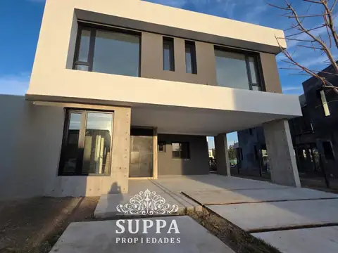 CASA EN VENTA  LAGUNA GRANDE  VILLANUEVA