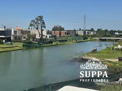 Casa en Venta al Este