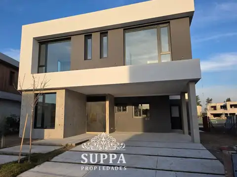 Casa en Venta de 5 dormitorios