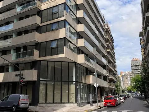 Local en Alquiler en Recoleta, USD 8.000