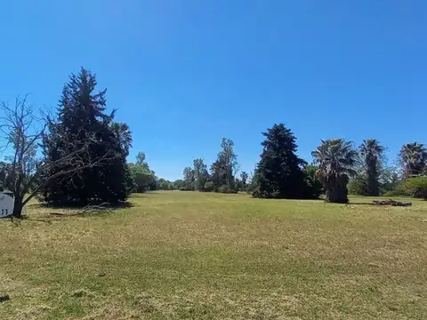 VENTA LOTE ESQUINA VALLE DEL GOLF 480 M2