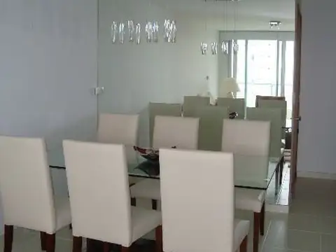 Departamento en Alquiler Temporal con 1 cocheras