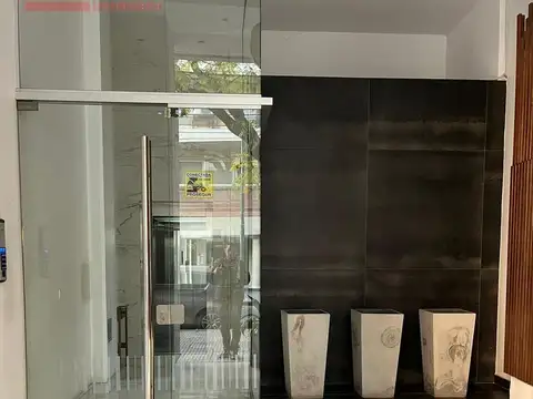 Juana Azurduy al 2400 Piso 5° al frente con gran balcón