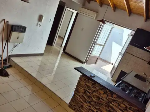 Departamento 5 ambientes con 1 baño