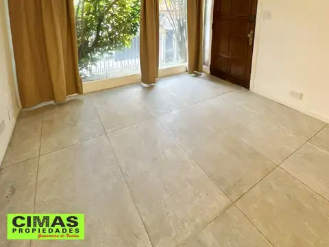 CASA 5 AMB.+DEPENDENCIA + GARAGE + JARDÍN + TERRAZA*Villa De