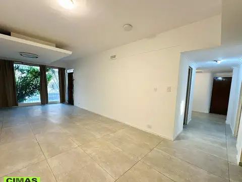 CASA 5 AMB.+DEPENDENCIA + GARAGE + JARDÍN + TERRAZA*Villa De