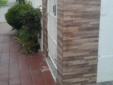 Guanahani 4354 e/ Alejandro Korn y Juramento