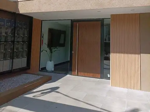 Hermoso Monoambiente con balcón, parrilla y Baulera