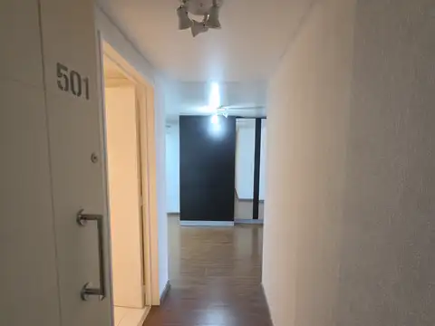 Monoambiente en alquiler en Villa Urquiza al frente. Excelente estado y ubicación.  Amenities.  SUM Parrilla, Laundry, COCHERA FIJA.