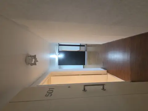 Monoambiente en alquiler en Villa Urquiza al frente. Excelente estado. Amenities.  SUM Parrilla, Laundry, COCHERA FIJA..