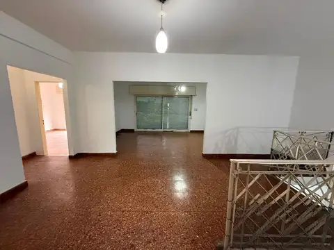 Depto Tipo Casa en Alquiler de 3 ambientes