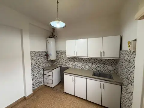 Depto Tipo Casa en Alquiler 46 años