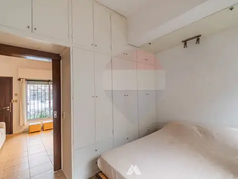 Casa en Alquiler con 1 cochera