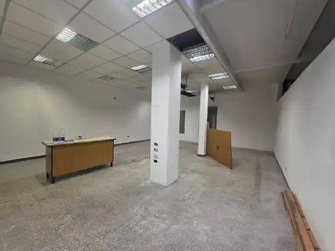 LOCAL COMERCIAL -120 m2