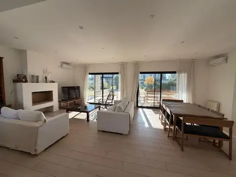 Casa en alquiler amoblada en La Calesa - Pilara - URDAPILLETA PROPIEDADES